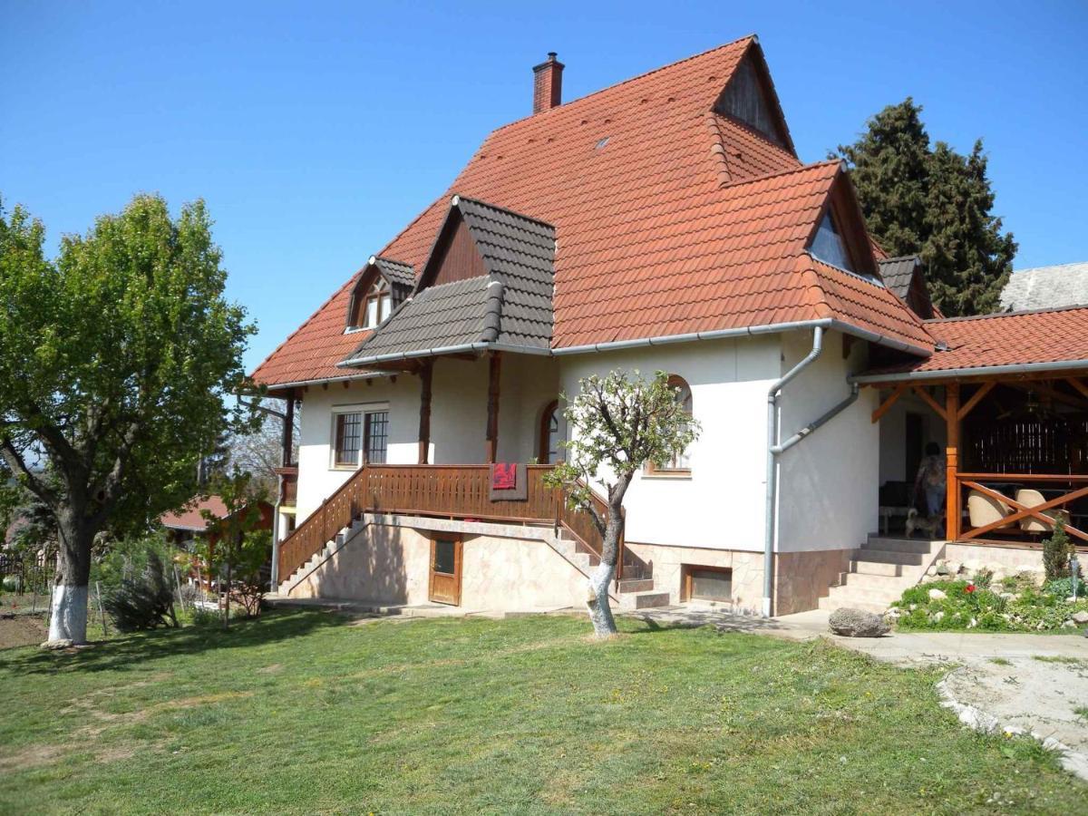 Apartment In Fonyod/Balaton 18583 Eksteriør bilde